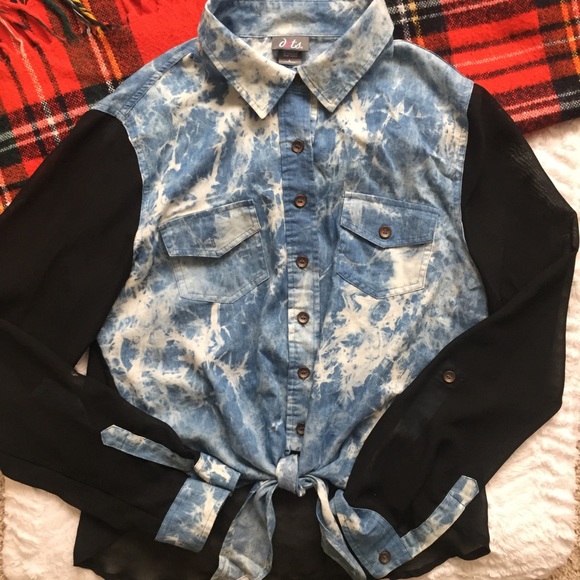 New‼️ ⭐️4 for $30⭐️ Jean shirt with sheer back - Picture 1 of 3